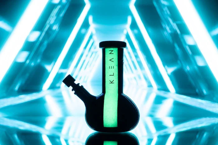 KLEAN Glass - Black Series - Mini Bong (8