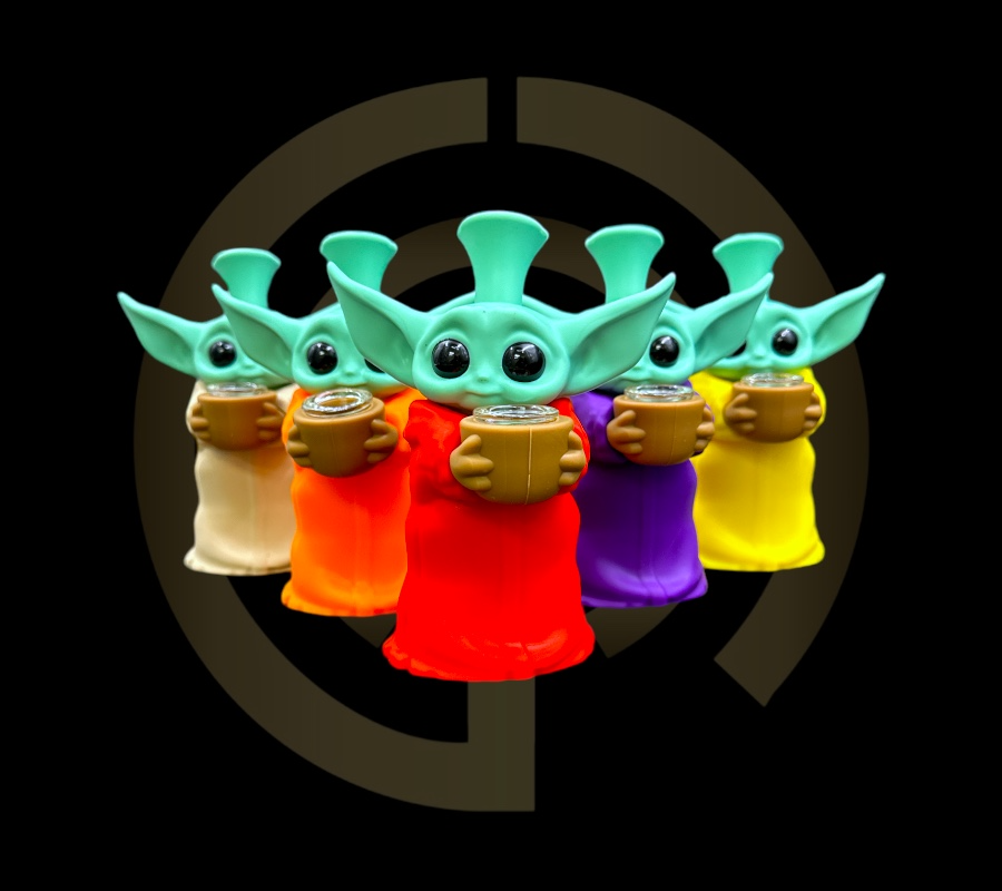 Silicone Water Pipe - Alien in a Robe (6