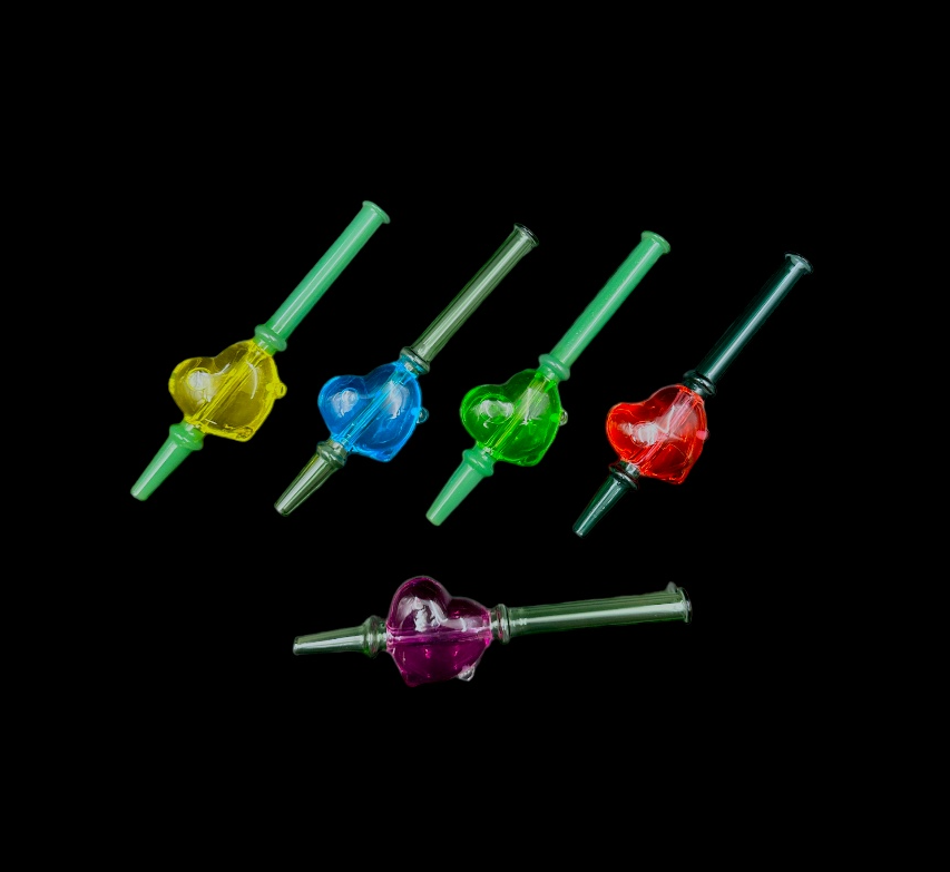 Glass Nectar Collector Straw - Hearts (7