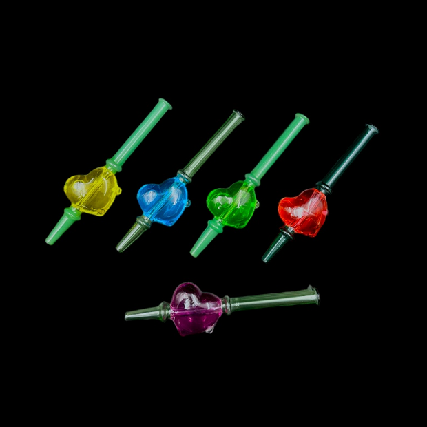 Glass Nectar Collector Straw - Hearts (7")