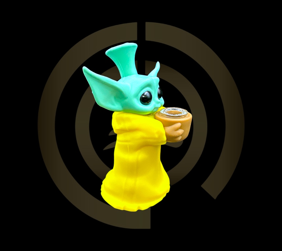 Silicone Water Pipe - Alien in a Robe (6