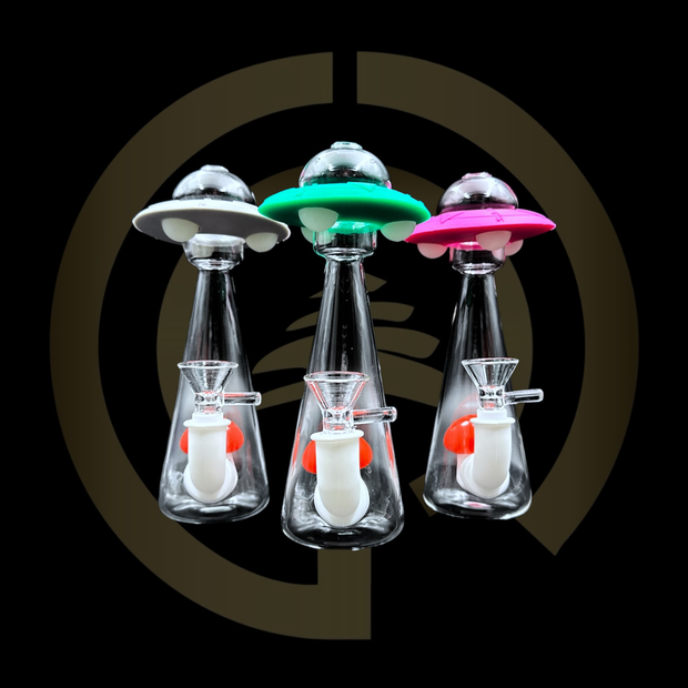 Silicone Water Pipe - UFO Mushroom Invasion (7")