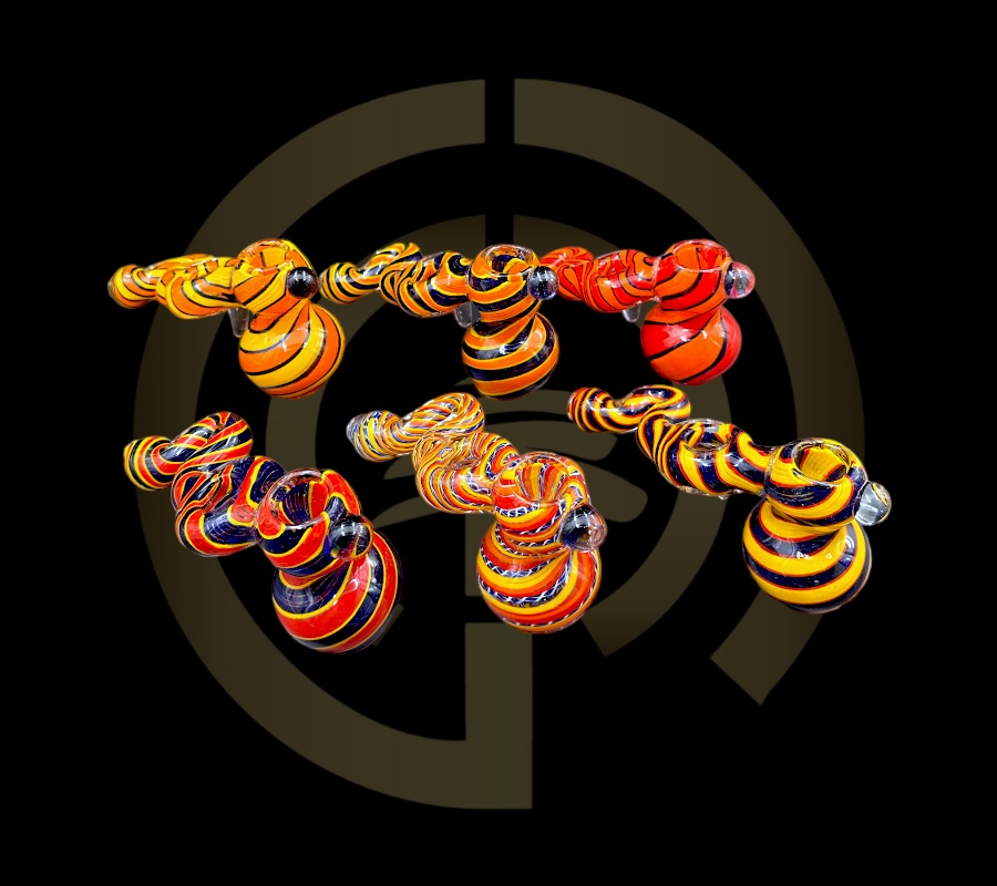 Glass Bubbler - Snake Hole (7