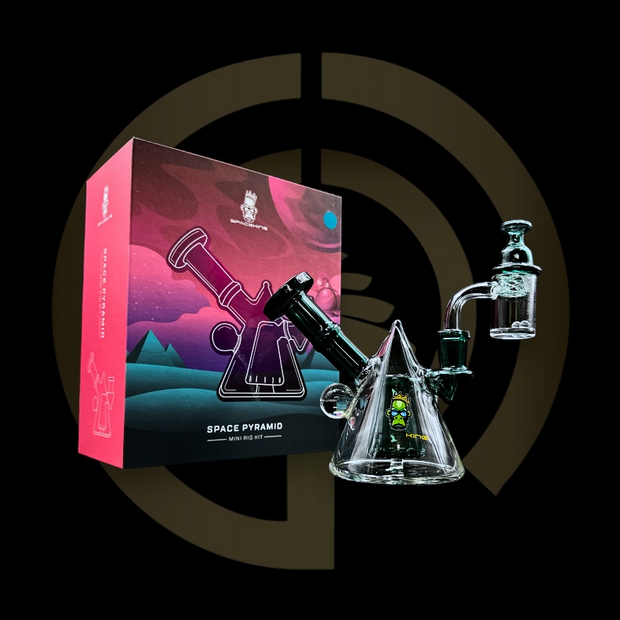 Space King Glass - Space Pyramid