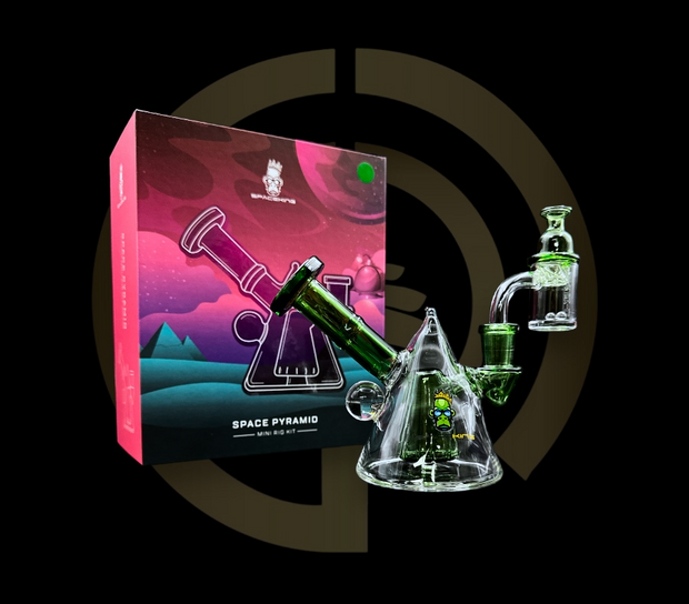 Space King Glass - Space Pyramid